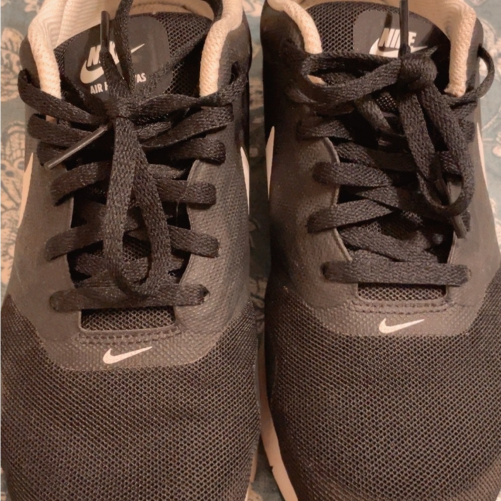 Boys Nike AirMax Tavas